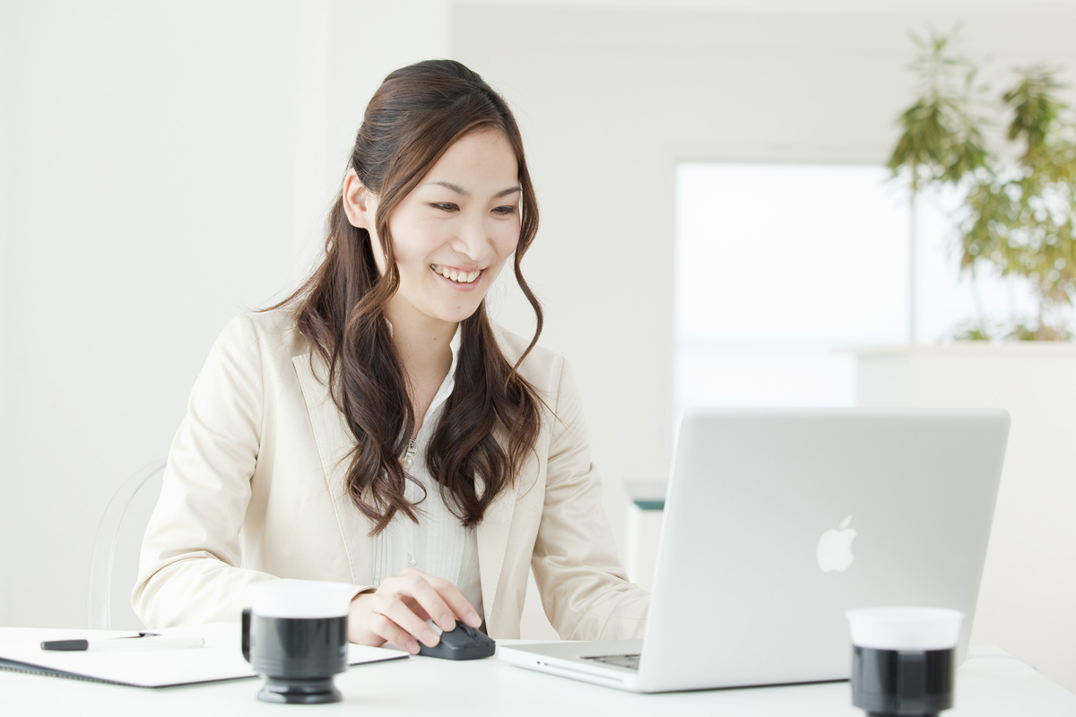 写真：女性イメージ